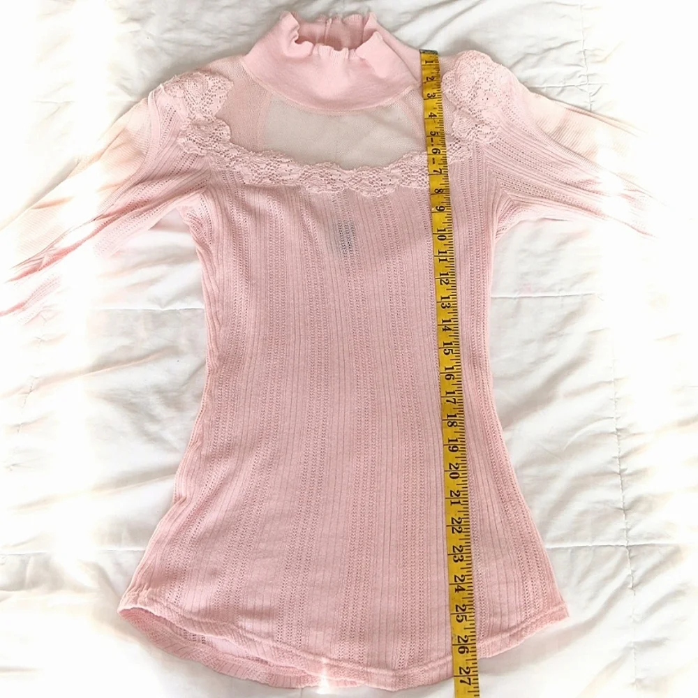 Gorgeous Free People Pink Turtleneck long sleeves with lace details, Small - Picture 8 of 10